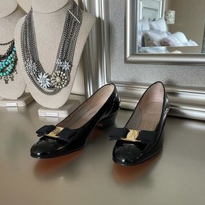 Salvatore Ferragamo ~vintage~ Vara Black Patent Shoes